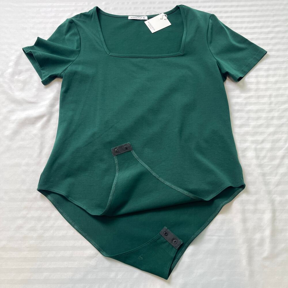 MANGOPop XL Emerald Green Square Neck Bodysuit Short Sleeve Stretch Snap Closure